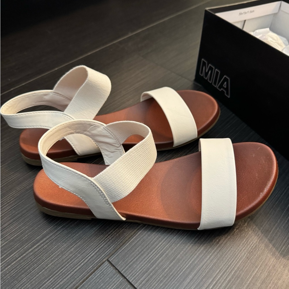 MIA Women's Cream Sandals